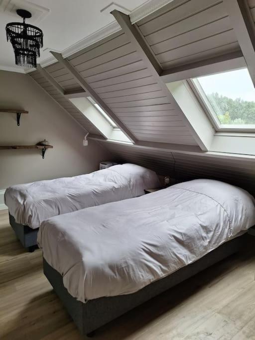 Family Wellness Lodge 4 Personen Zuid-Holland! Ooltgensplaat Экстерьер фото